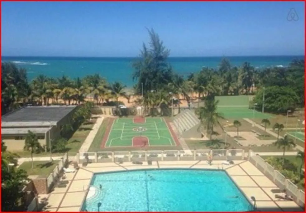 Enchanted 8 Jewel Luquillo Beachfront - Pool Сasa de vacaciones